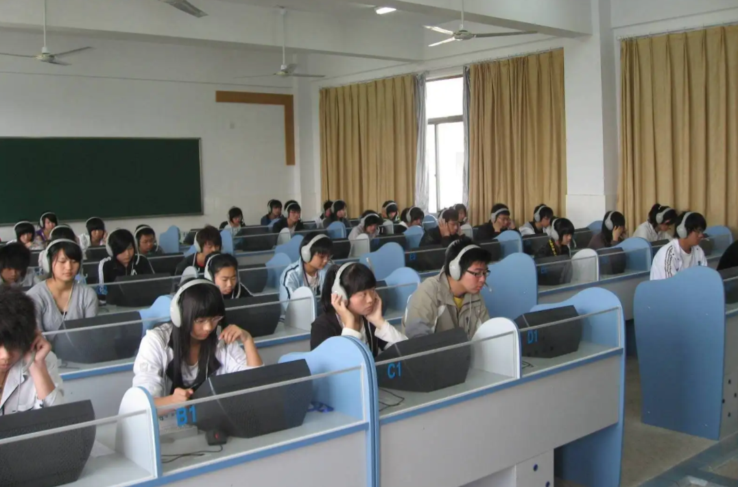 不是只有英语四六级要考，这个证也很重要，上大学前就能考了