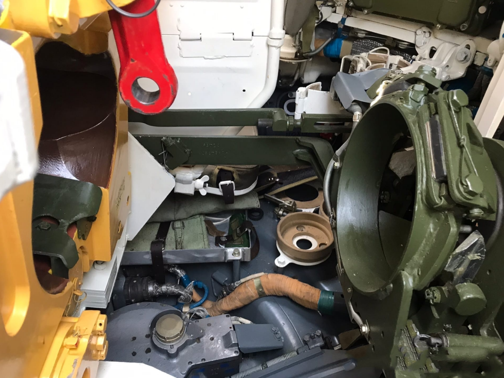 ��ս̹����ƵĵͰ����գ�ʵ����һ���������ö�û��