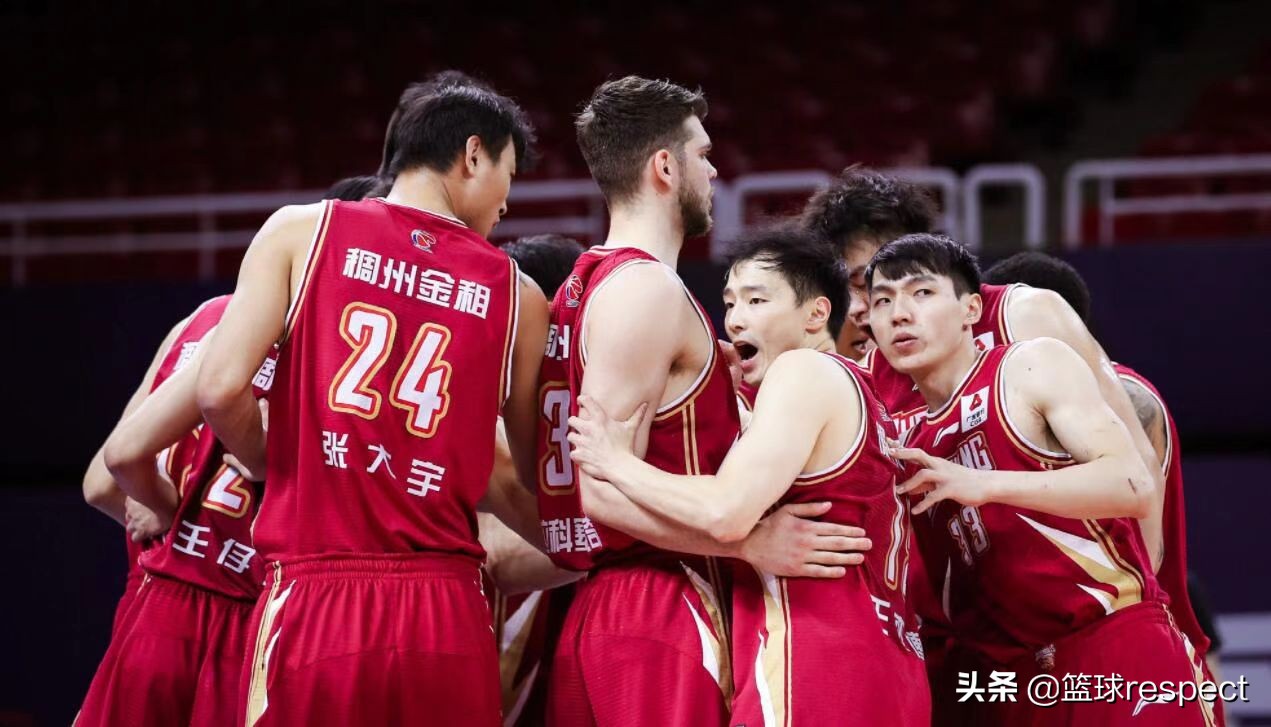 中国男篮历任主教练(21-22年CBA常规赛结束后，五位主教练代表，哪位最让你意想不到？)