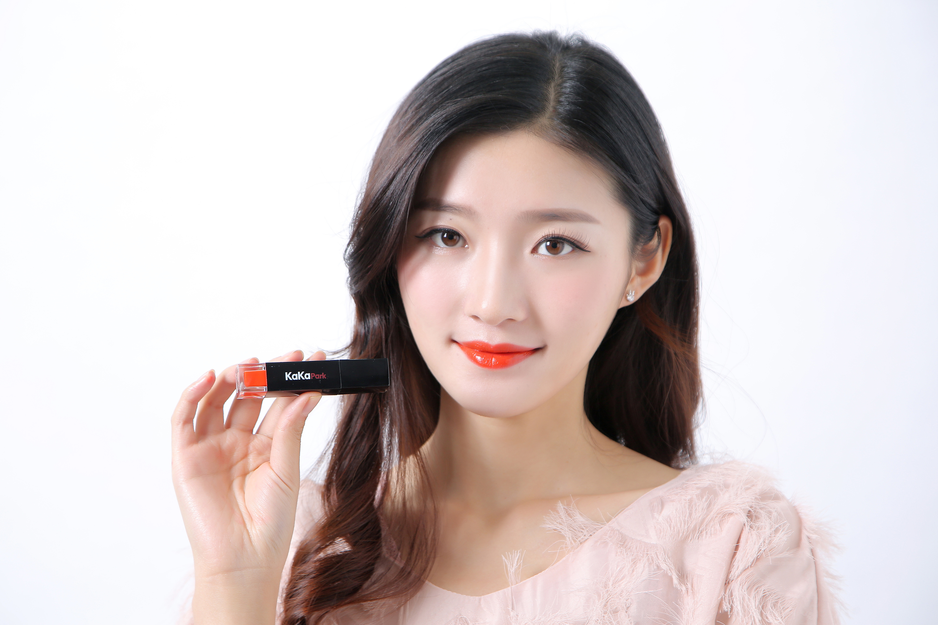 男生应该如何选择送给女生的口红?