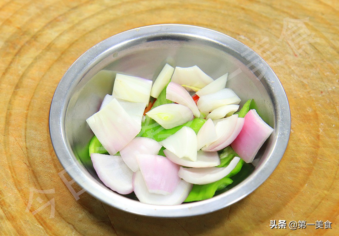 过年必备的5道硬菜，鲜香美味，待客也倍有面子，大人小孩都喜欢