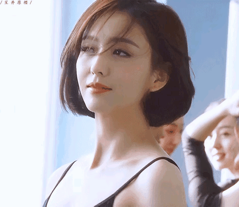 佟丽娅短发，气质优雅、清新靓丽、温婉迷人、明艳动人，太美了