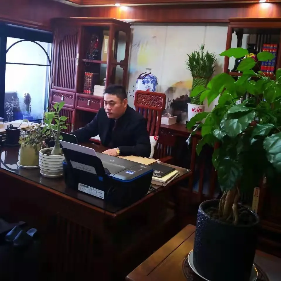 背影 | 一位律师父亲写给律师儿子的文字,感人而励志