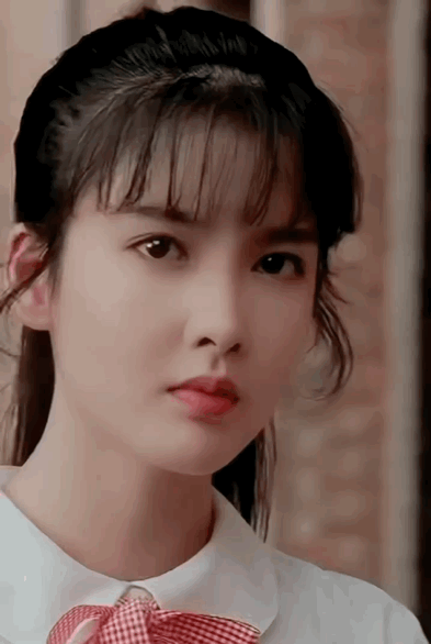 看了她们，才知道什么叫“自带清纯校花脸”，有些气质真是天生的