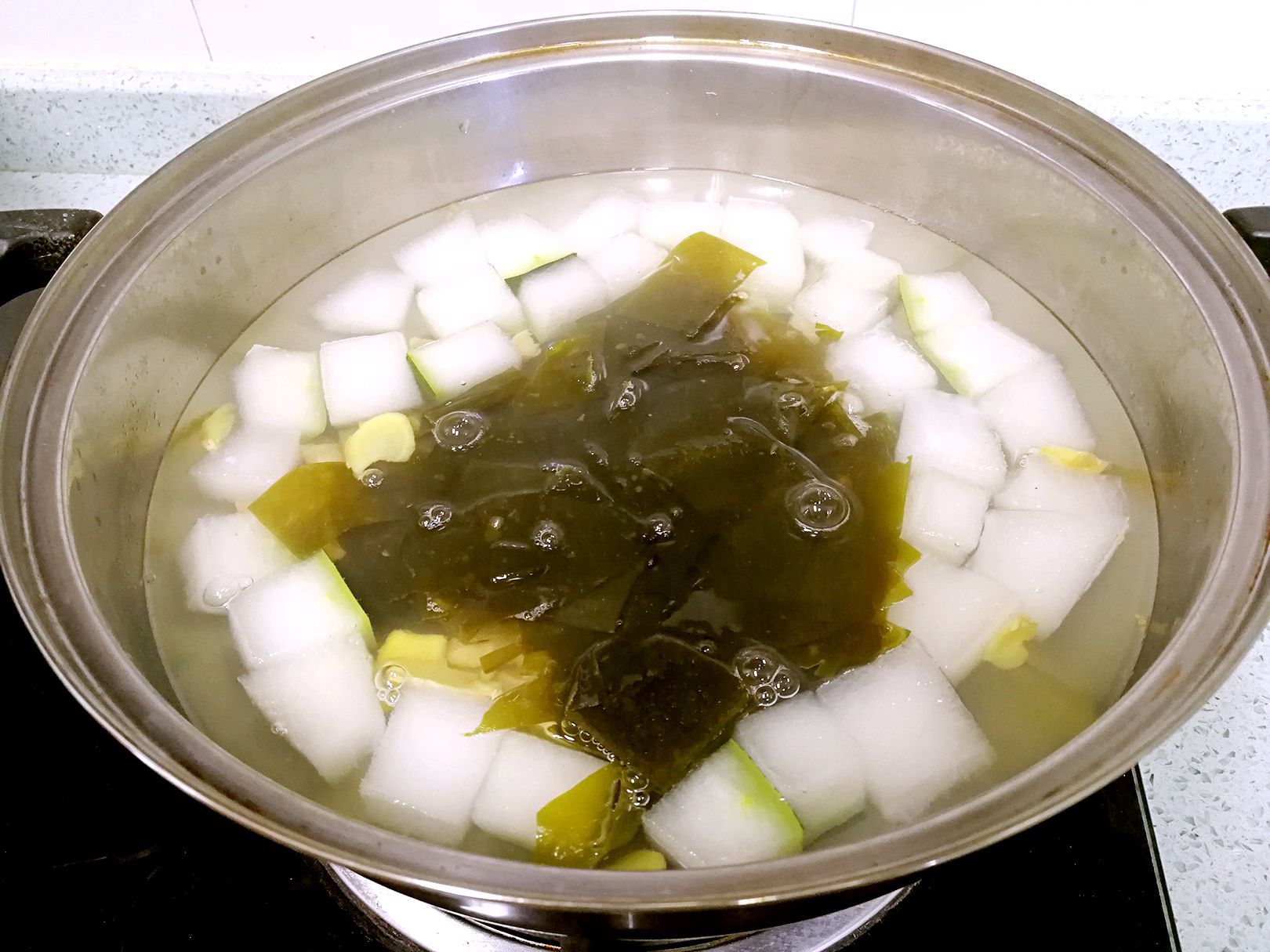 海带和它一起煮，1碗相当于慢跑1小时，坚持喝，腰都细了