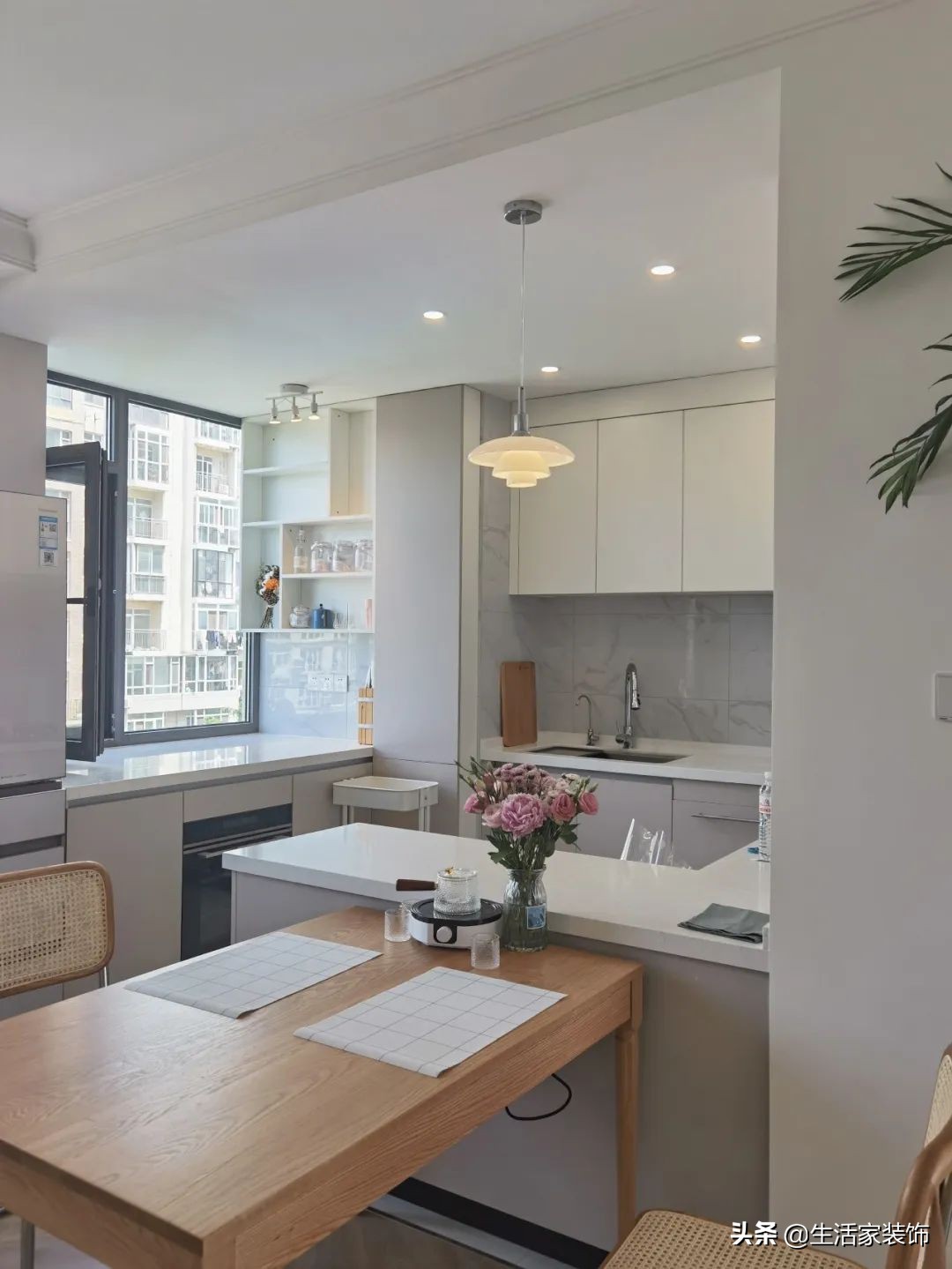 98㎡老房焕新，直接变成ins风的网红打卡点，她家这样装修太绝了