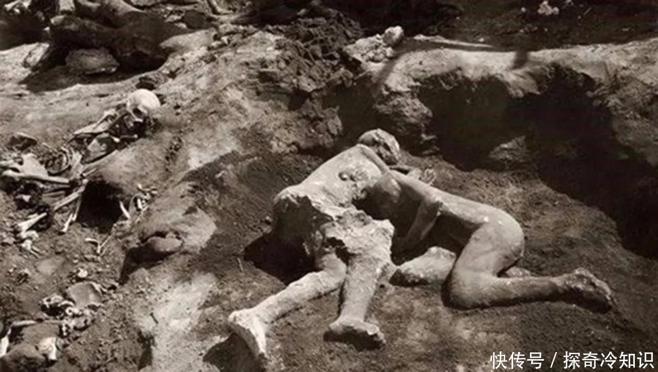 情侣化石：被火山埋葬了千年的古城，挖出一对神仙眷侣