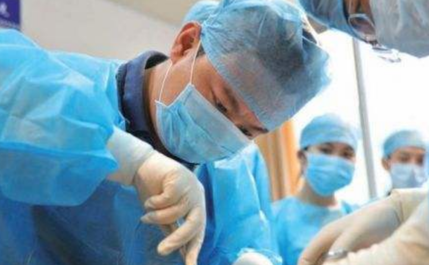 2003年，一名21岁美女教师惨死在宿舍，3年后唯一嫌疑人被判无罪