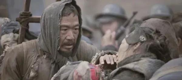历史远比电影惨烈，中国近代大饥荒、祖辈们的回忆《一九四二》