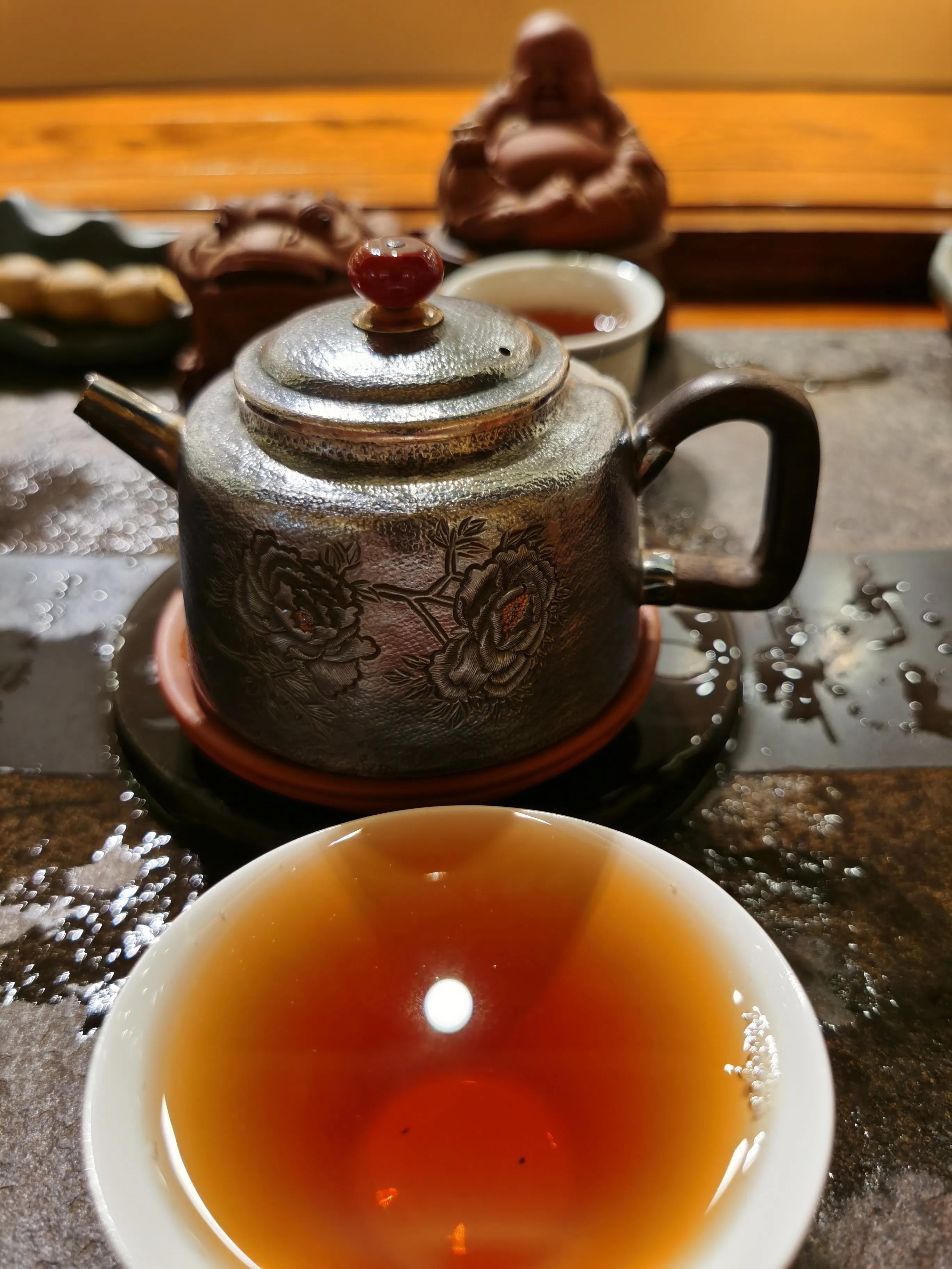 关于六安茶的名家散文 _晶羽科技