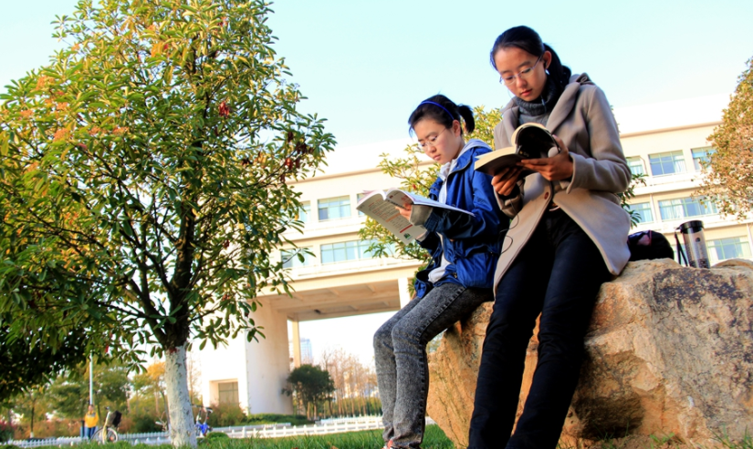 大学女生“受欢迎”身高排名，168cm成垫底，女生：男生说的不算