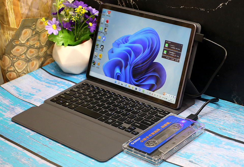 复古设计，磁带造型，奥睿科2.5英寸透明硬盘盒