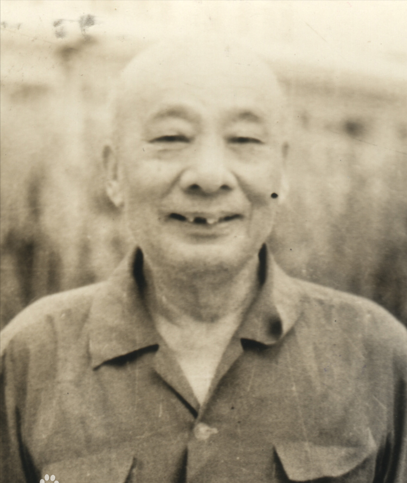 新中国成立之初国务繁忙，周总理每次外出时，是谁来代理总理职务