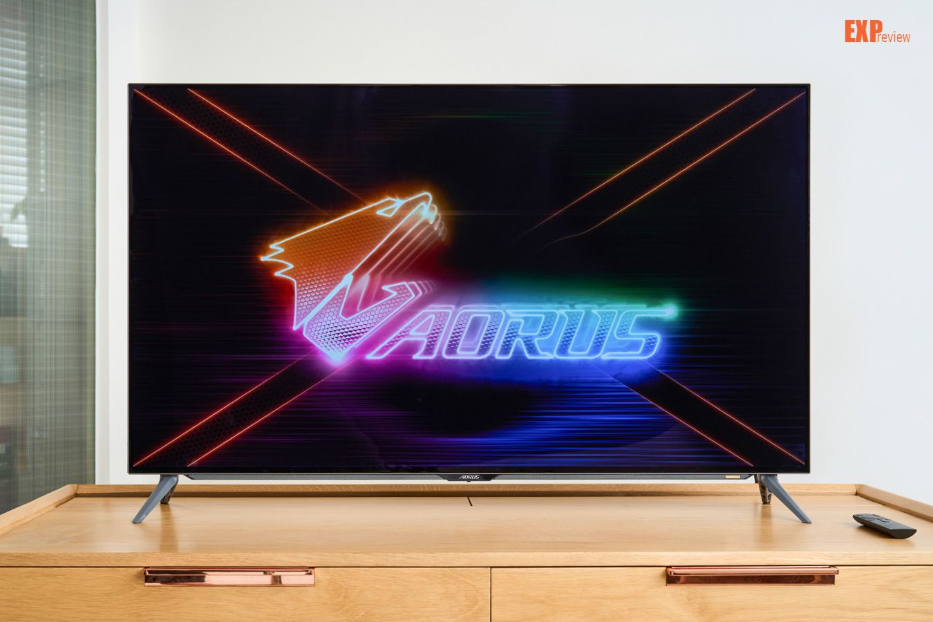 ​技嘉AORUS FO48U显示器评测：无须多言的OLED利器