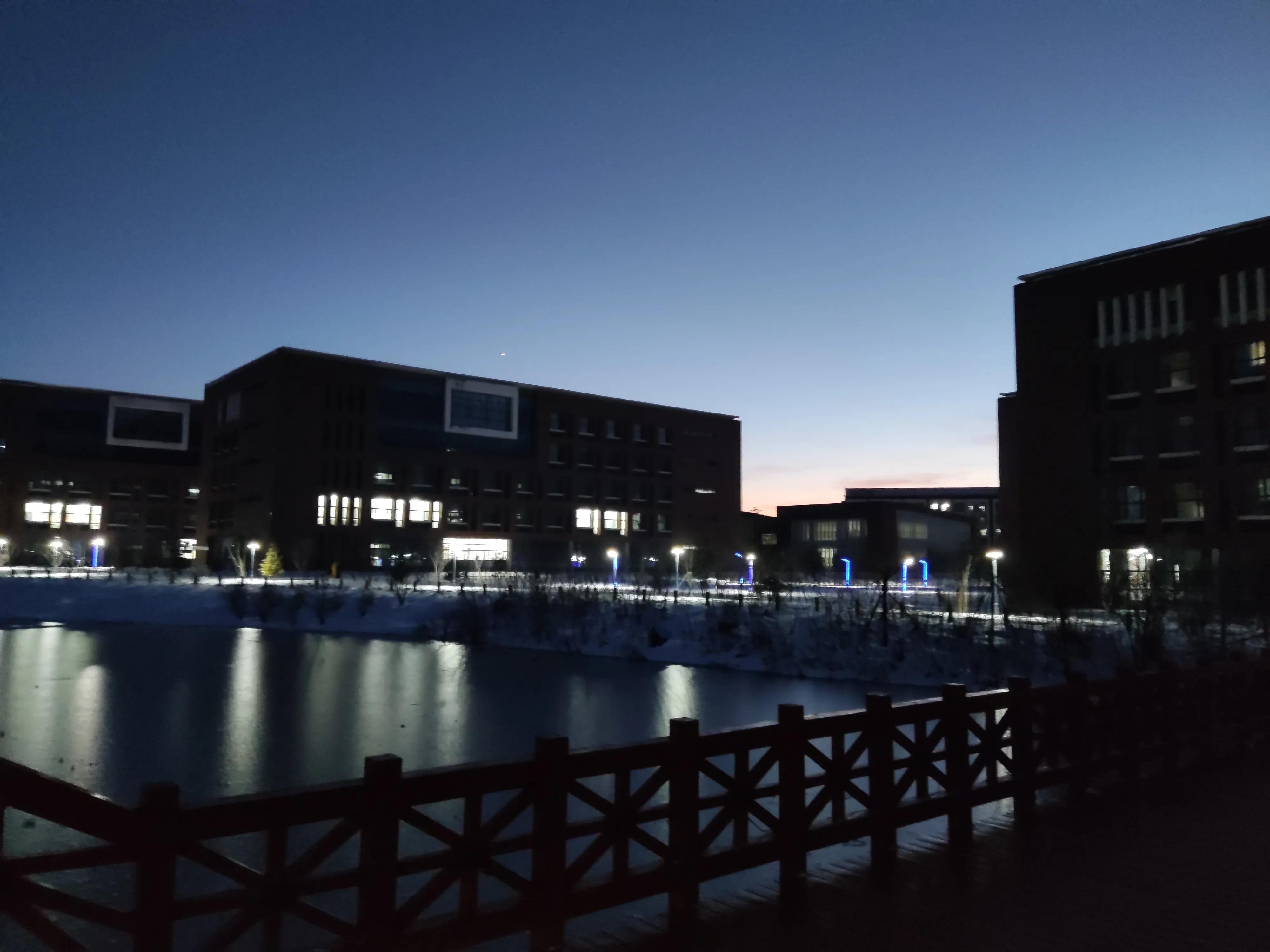 卡伦湖大学简介(二本大学推荐高考生来了之后都不想毕业)