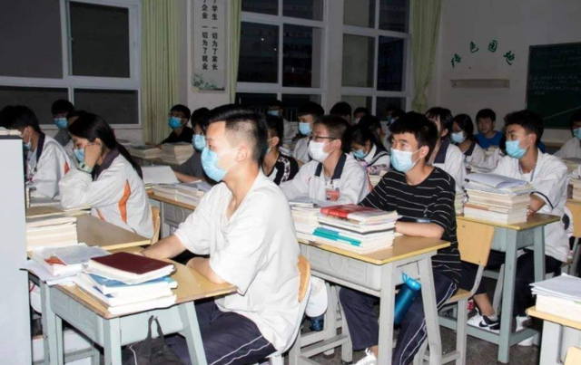 恭喜！江苏三所中学入围清华优质生源地，被称为“江苏三杰”