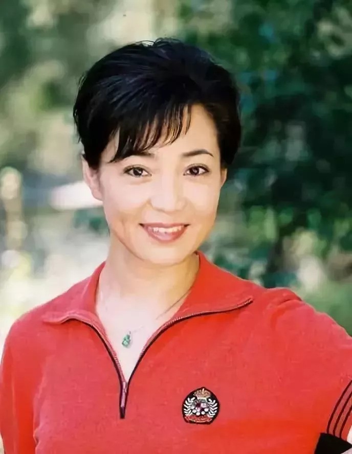 这10位母亲专业户，烟火气又不失魅力，都是中国人心中母亲的模样