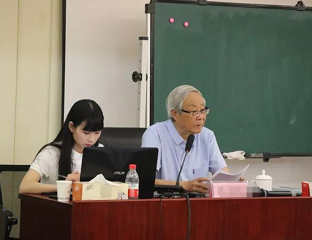 北大教授“工资单”流出，看到实发薪资，和想象的不太一样