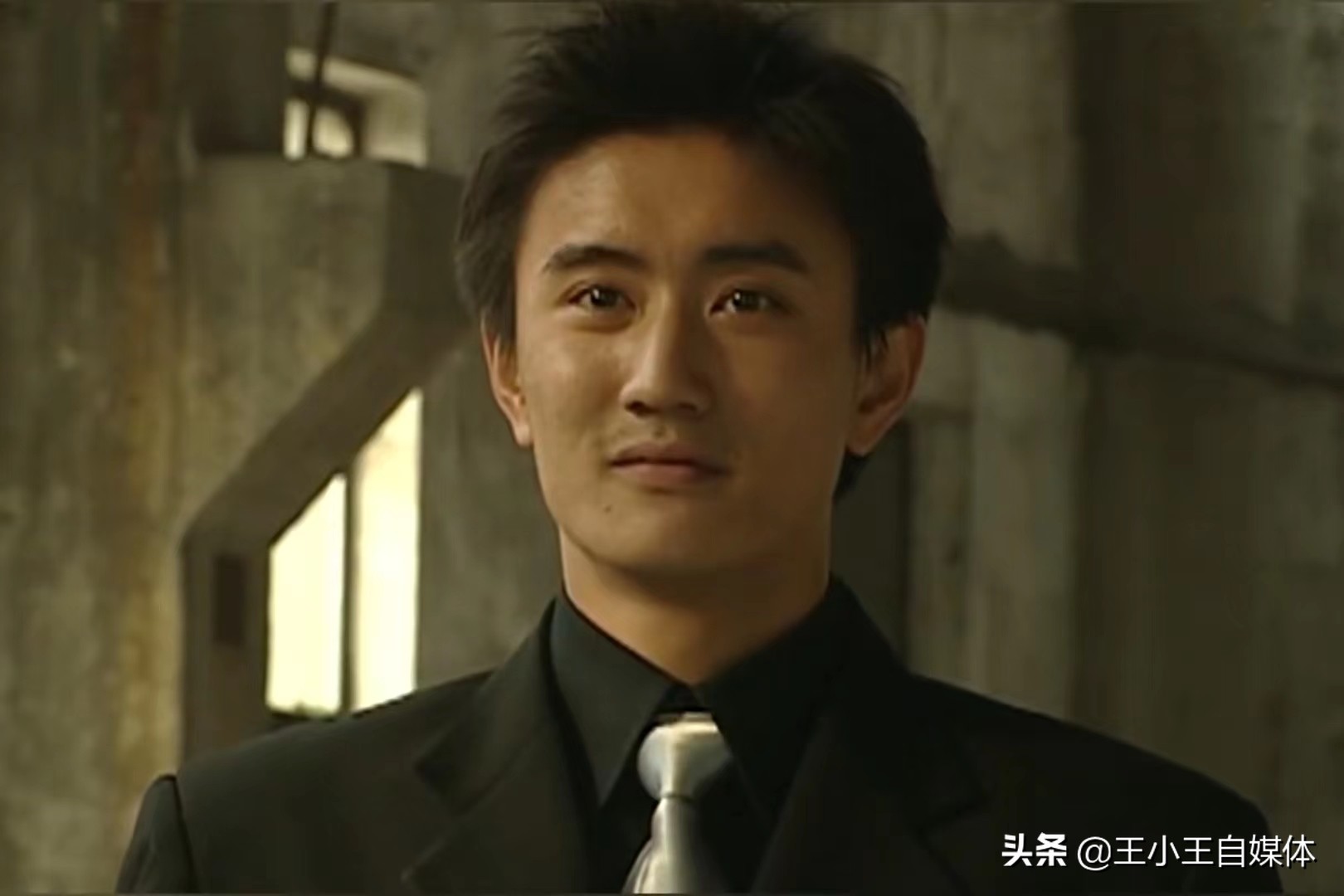 《血色浪漫》18年演员差距大，女主成了一线演员，女二却一直不火