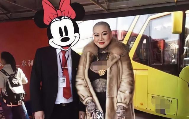 深圳大姐大冯萍的故事图片 _飞翔号