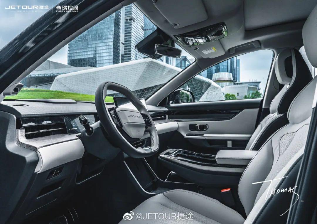 全新奔驰GLC发布；比亚迪新款唐EV上市
