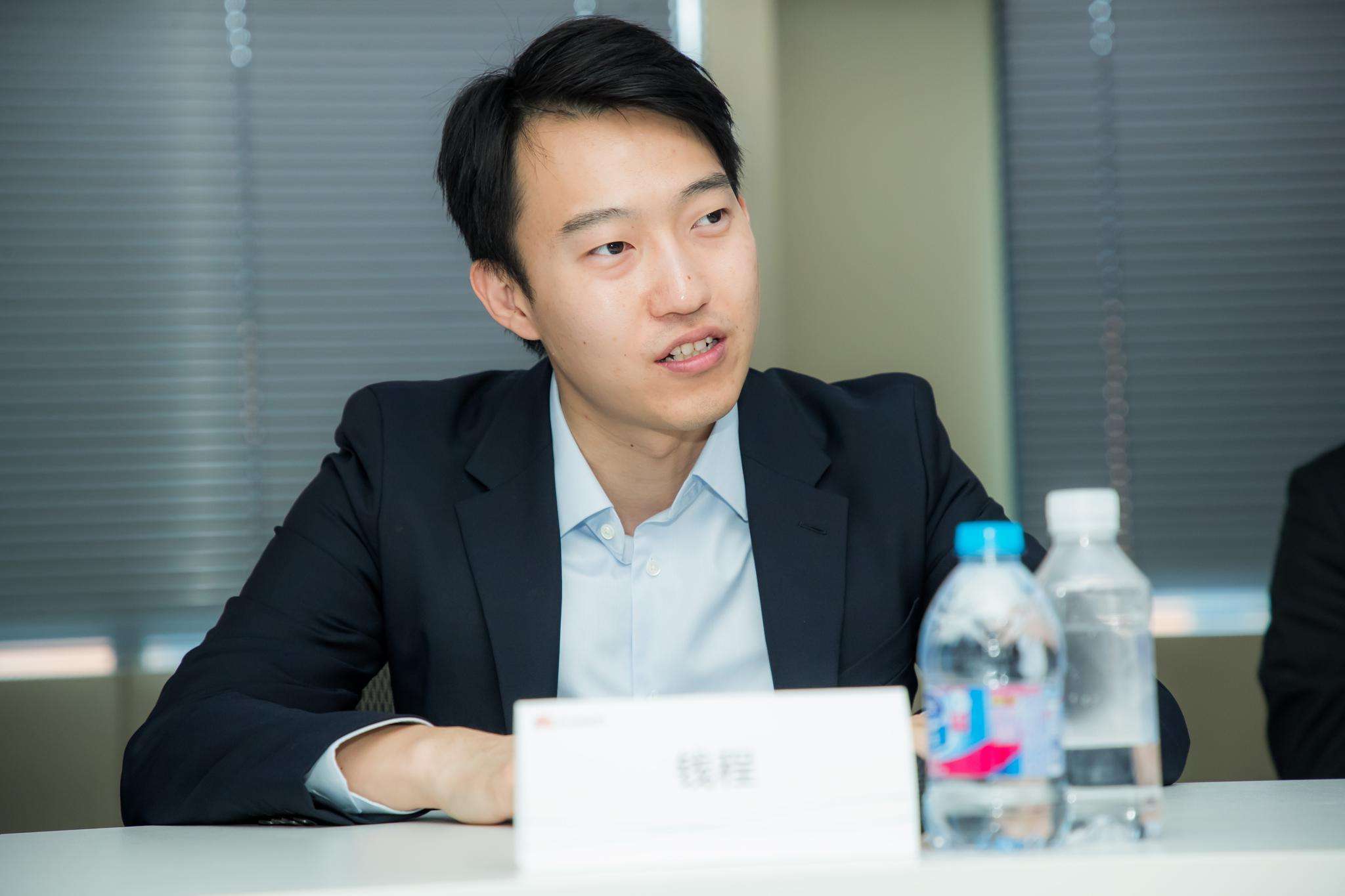 江苏南京走出一位年轻富豪：继承父亲大量财富，身家570亿