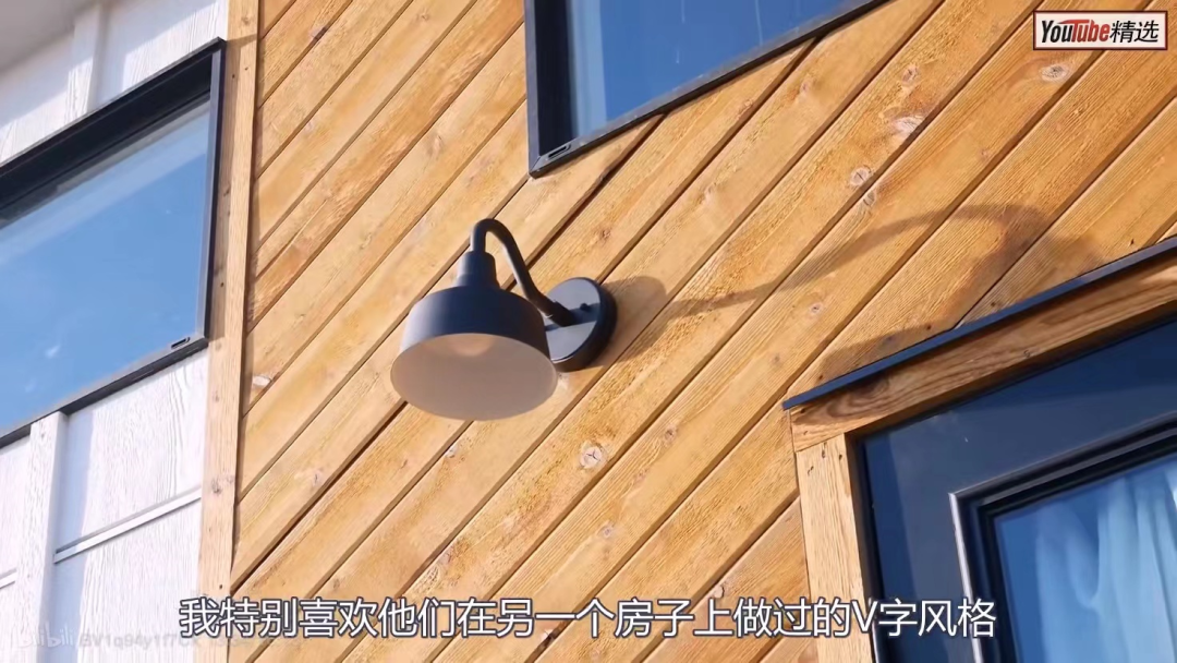 单身妈妈舍弃豪宅、花100万买拖车改成loft，44㎡还带浴缸壁炉