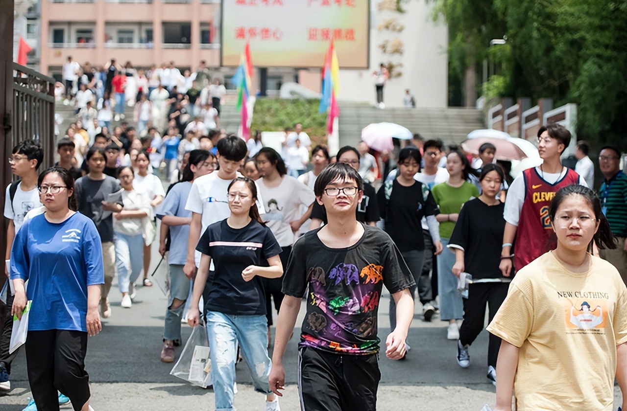 假如高考“统一试卷”，哪个省份的考生最开心？首都北京黯然神伤