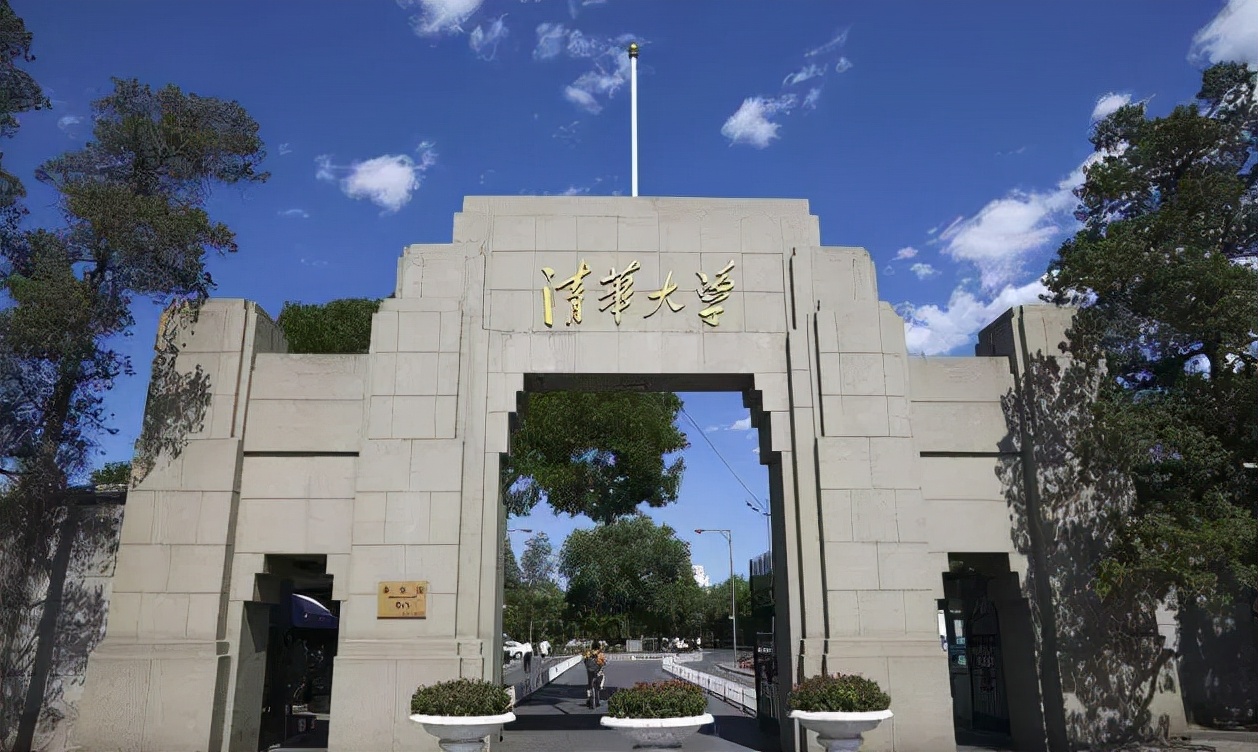 河南女神童：14岁参加高考，750分考进清华，毕业后留美不愿回国