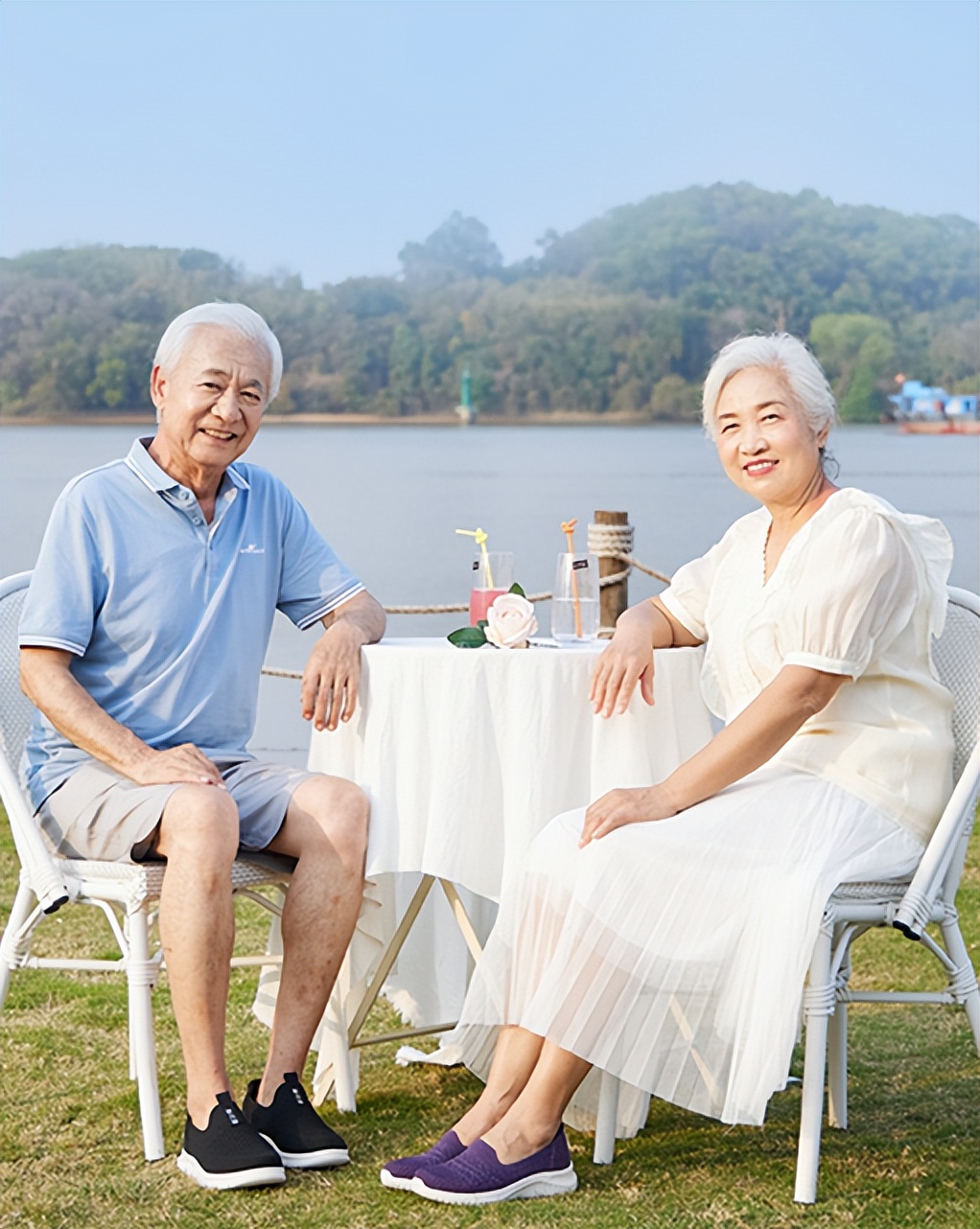 父亲节送什么礼物？足力健超值爸爸鞋，舒适透气有面子