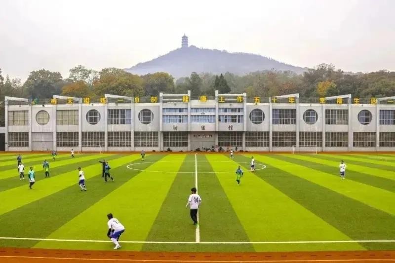 湖北这所大学“含金量”超高！就业率超90%,登上央视《新闻联播》