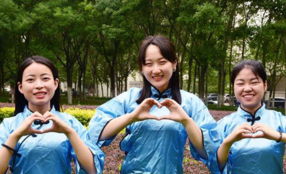 适宜读大学的四所城市，经济不是主要因素，生活有幸福感才是重点