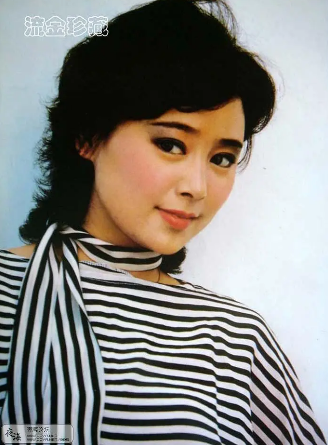 50年代出生的内地女明星，总有一种蓬勃生命力的美，璀璨夺目