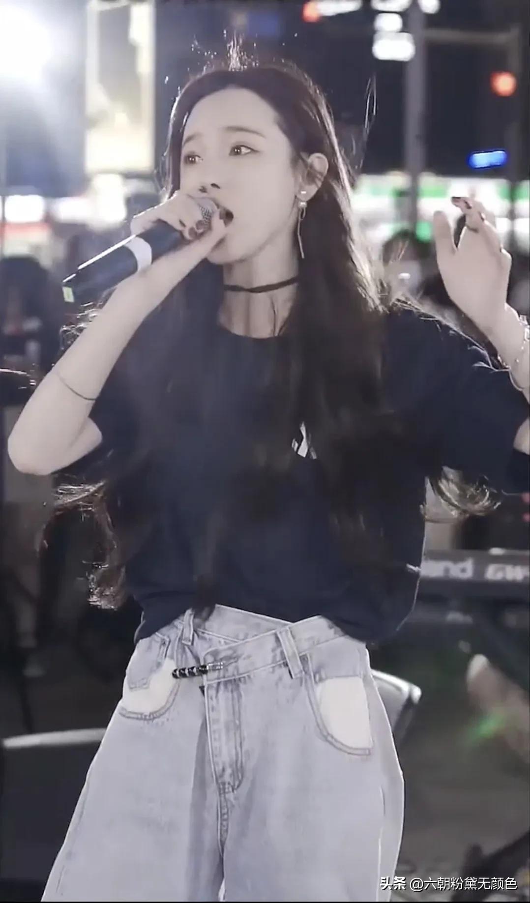 网红歌手 戴羽彤