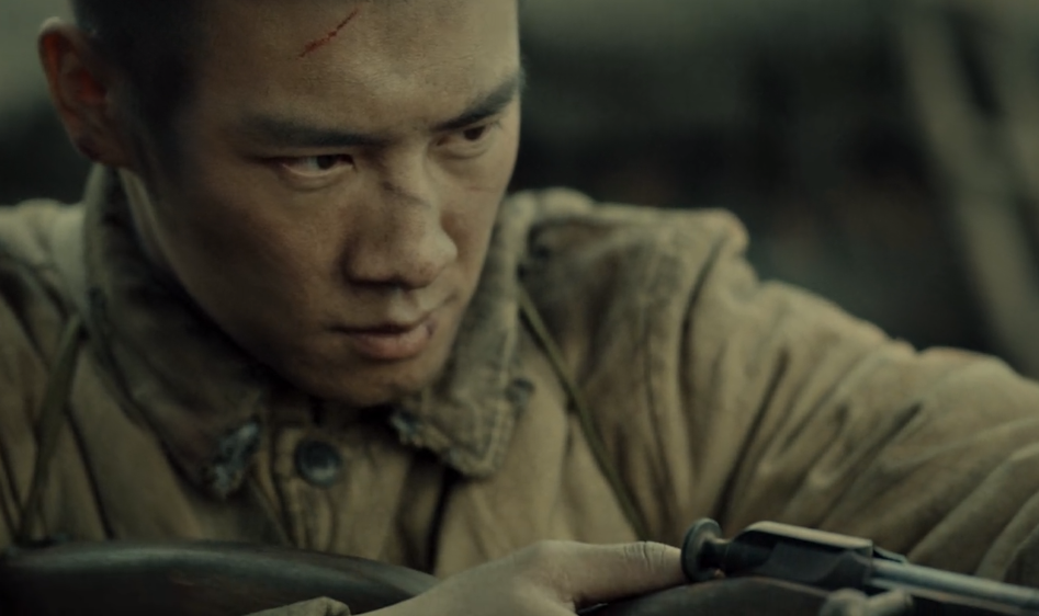 播1天，拿下榜单第一！《狙击英雄》一出手，就是国产战争片王牌