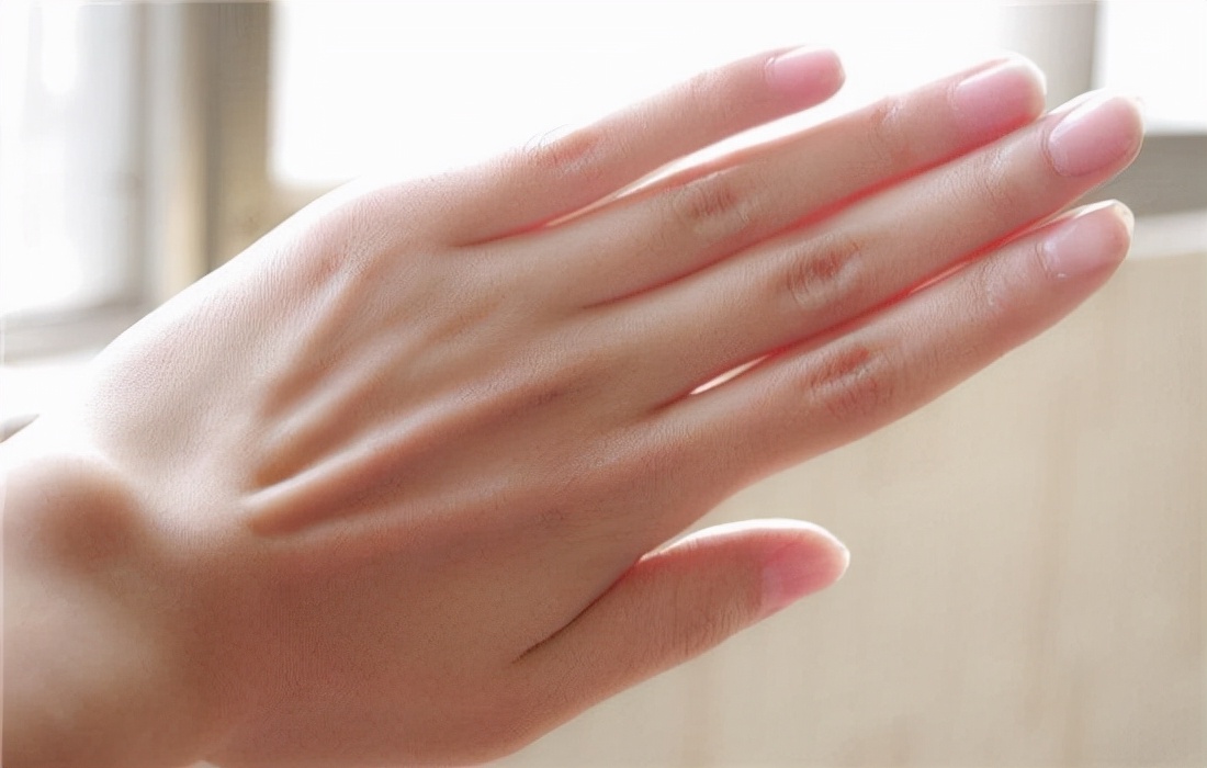 女生富贵手相 手指修长天生富贵之命_达一风水网