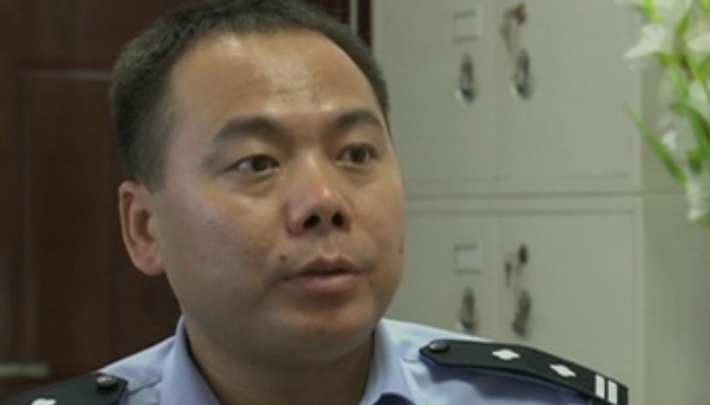 2011年，陕西男子收到与不知名女子裸照，警方查出系列民生大案