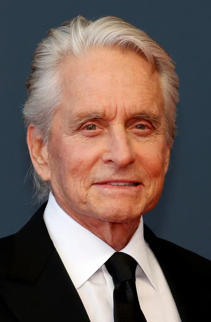 漫威演员身家大比拼，《复仇者联盟》的元老们，没有想象中有钱？