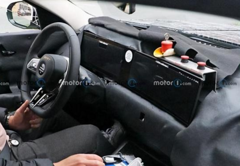 新一代宝马7系效果图曝光，未来感爆棚，取消V12，或4月份发布