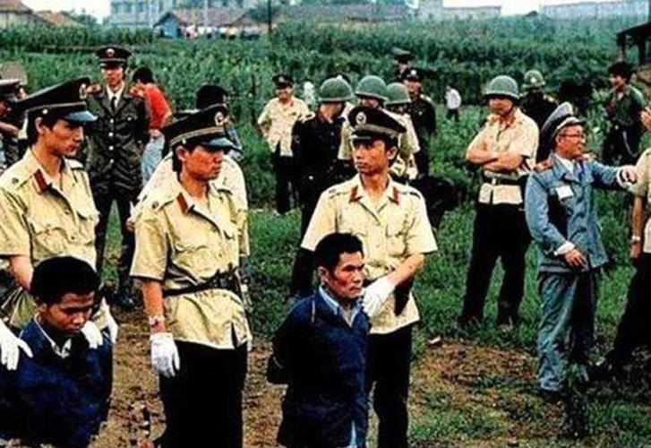 湖南暴徒张君：6年杀26人，劫财600多万，5个情妇四个被判处死刑