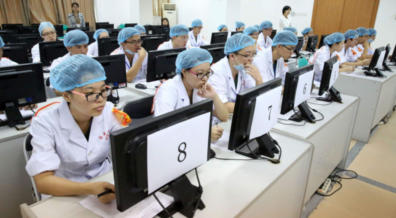 我国医学类院校50强，上海交大医学院稳居榜首，清华大学跌出前十