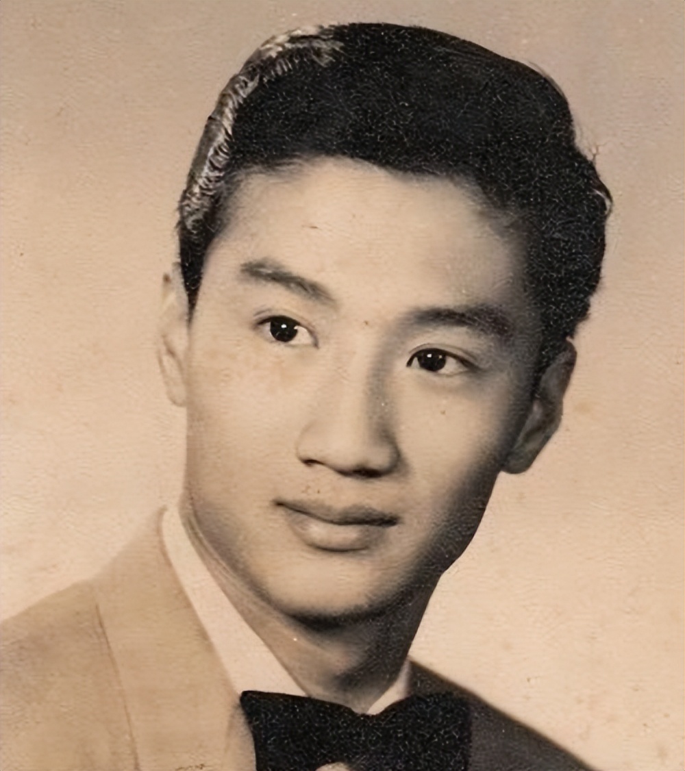 离婚27年，狄波拉和谢贤的人生状况，有何不同？