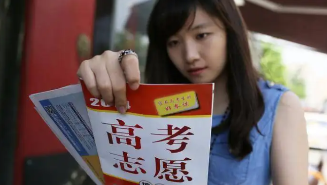 湖北4所高校害人不浅，毕业证书如同废纸，已被官方下场点名