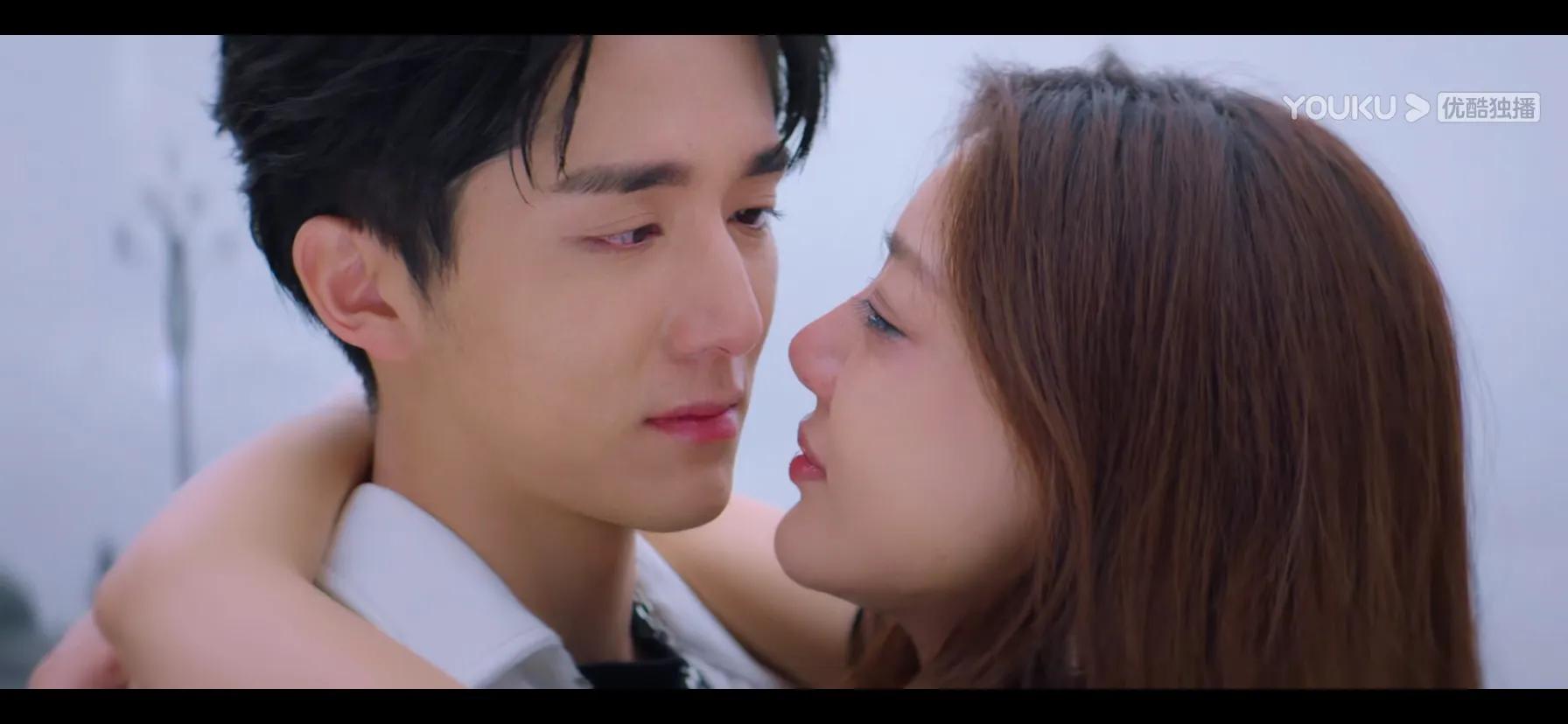 《回廊亭》水了10集偶像剧情，剩下2集摆烂，真是最坑的悬疑剧