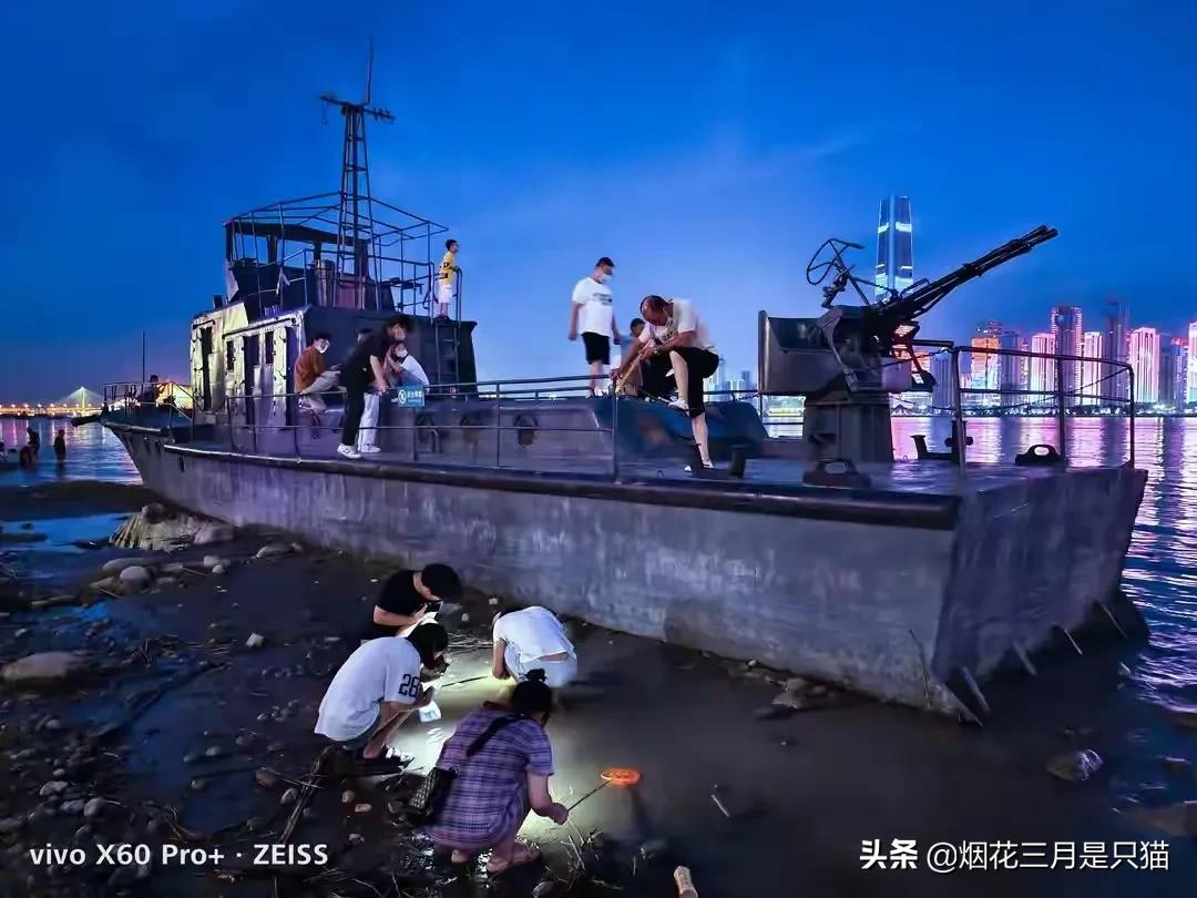 日媒酸了：“华流品牌”席卷日本的日子，或许很快就将到来