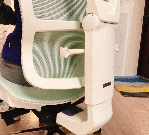 青少年入学礼，成长关键曲——达宝利D6人体工学椅开箱体验