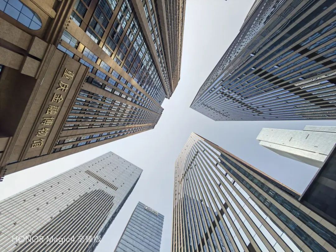 荣耀Magic4 至臻版测评：影像旗舰中的“傻瓜相机”