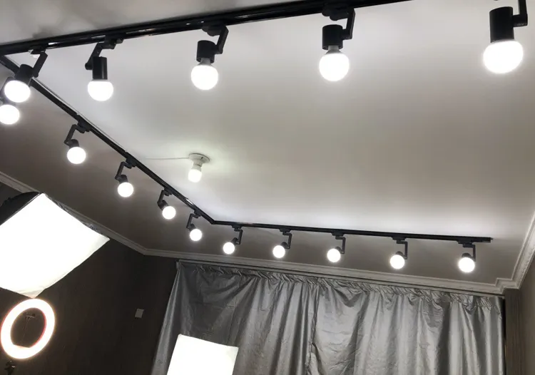 千万不要让射灯毁了你的直播间