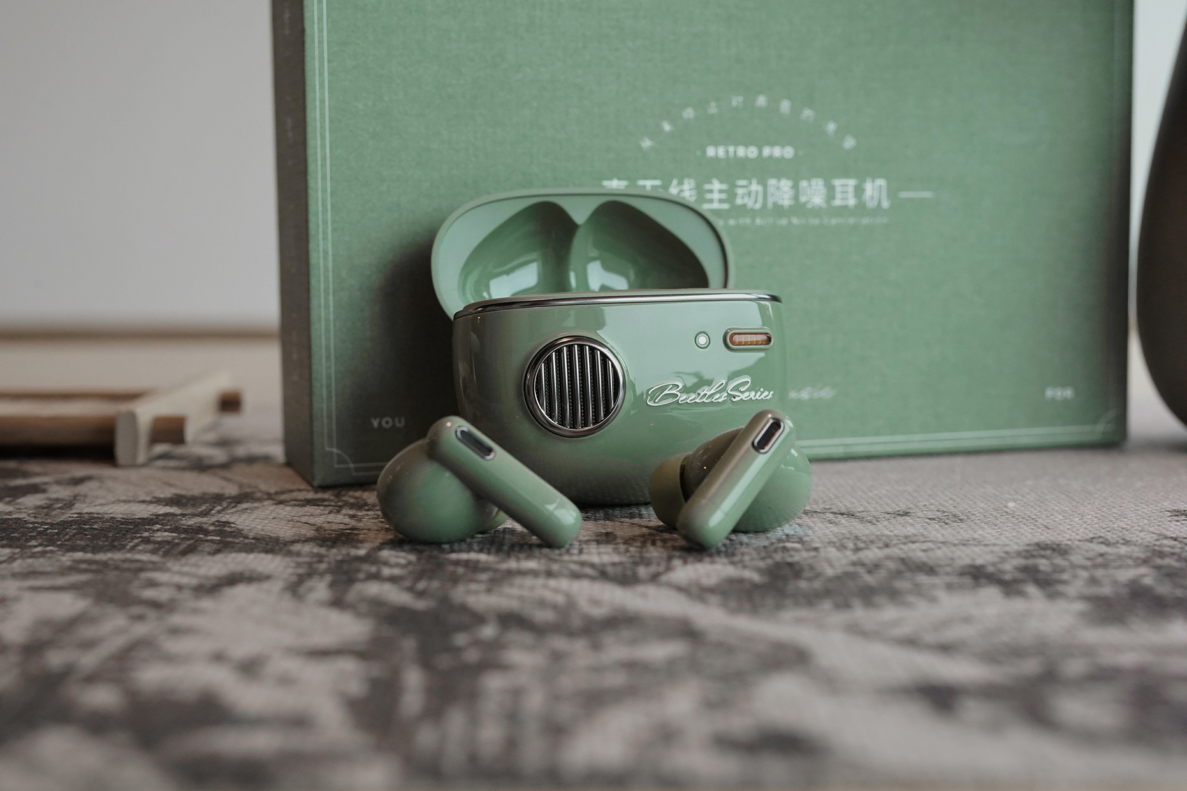 不是旗舰胜似旗舰！漫步者 Retro Pro降噪耳机值得买吗？