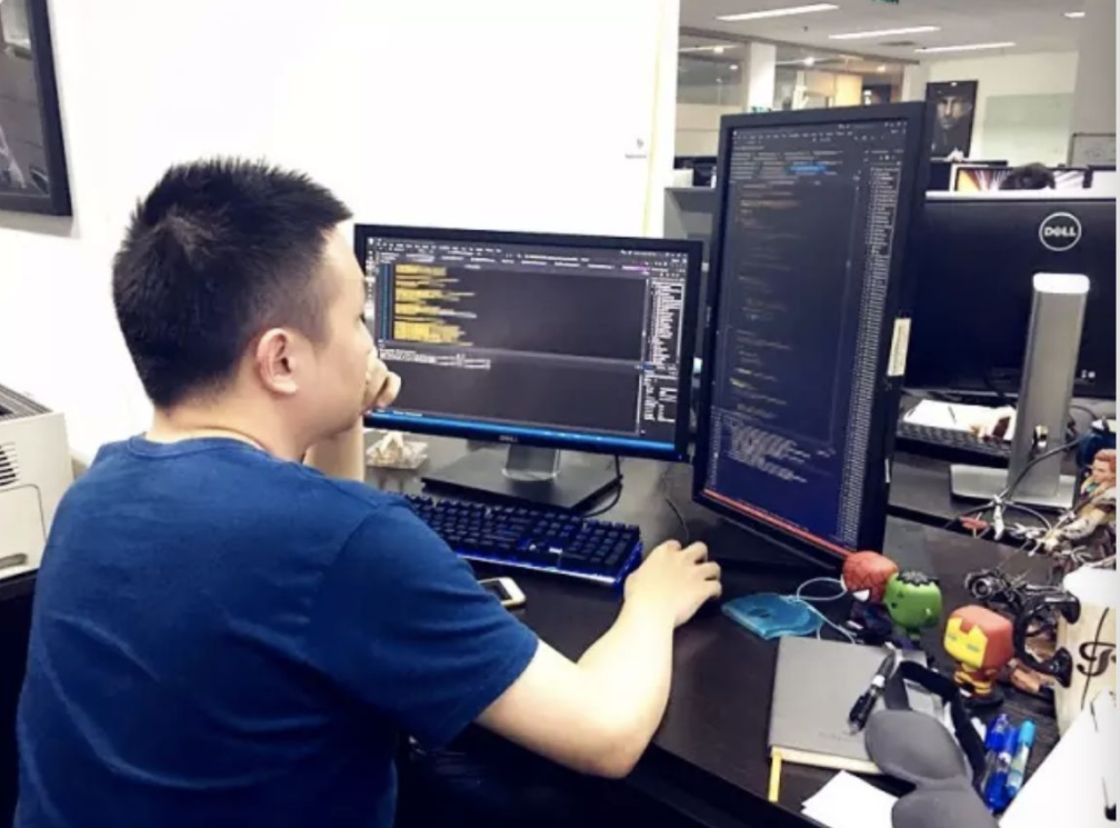 “严重饱和”的4个专业，看似前途无限，其实可能毕业等于失业